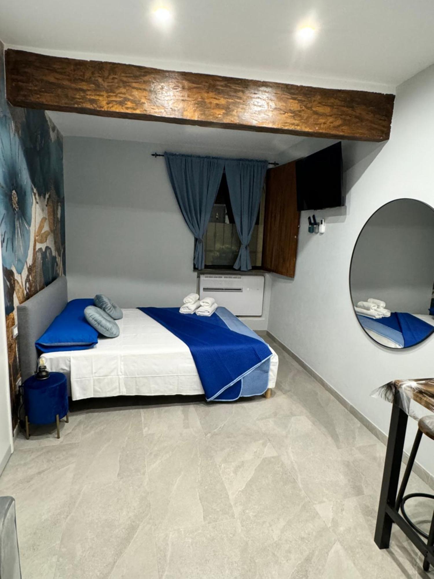La Casa Di Jennifer Nel Centro Lägenhet Parma Exteriör bild
